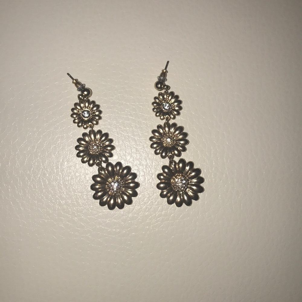Flower earrings